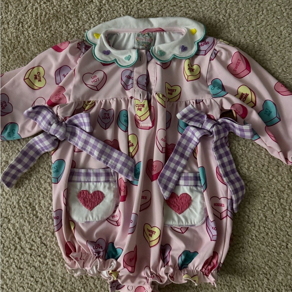12M Girls Valentine’s Day bubble with Gingham Bows EUC